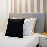 Boat Old Town By Ocvillas Lägenhet *